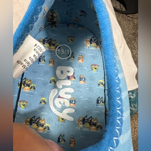 OshKosh B'Gosh Boys Sneaker Sandal Bumptoe 12M and Quick-Drying Water Shoe 13/1 - Picture 7 of 8